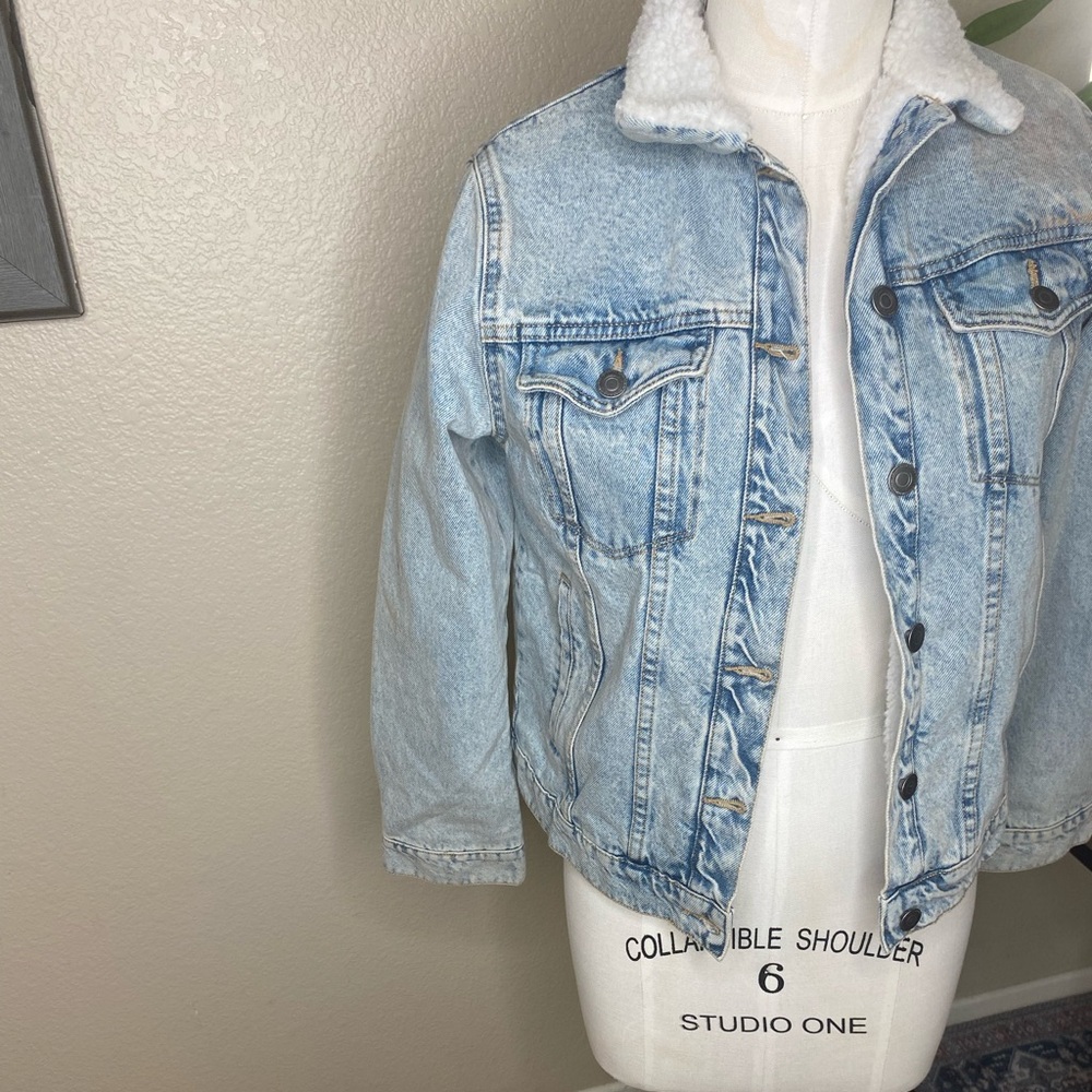 Jean jacket size x small